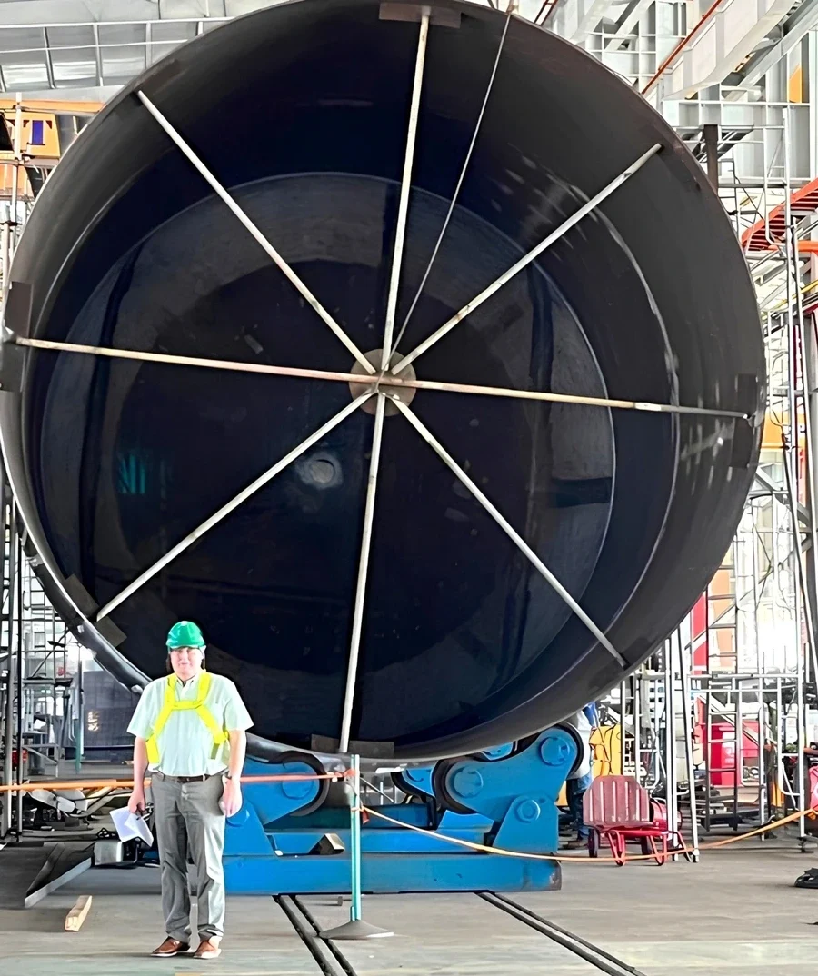 IWT-Moldrup industrial pressure vessel installation